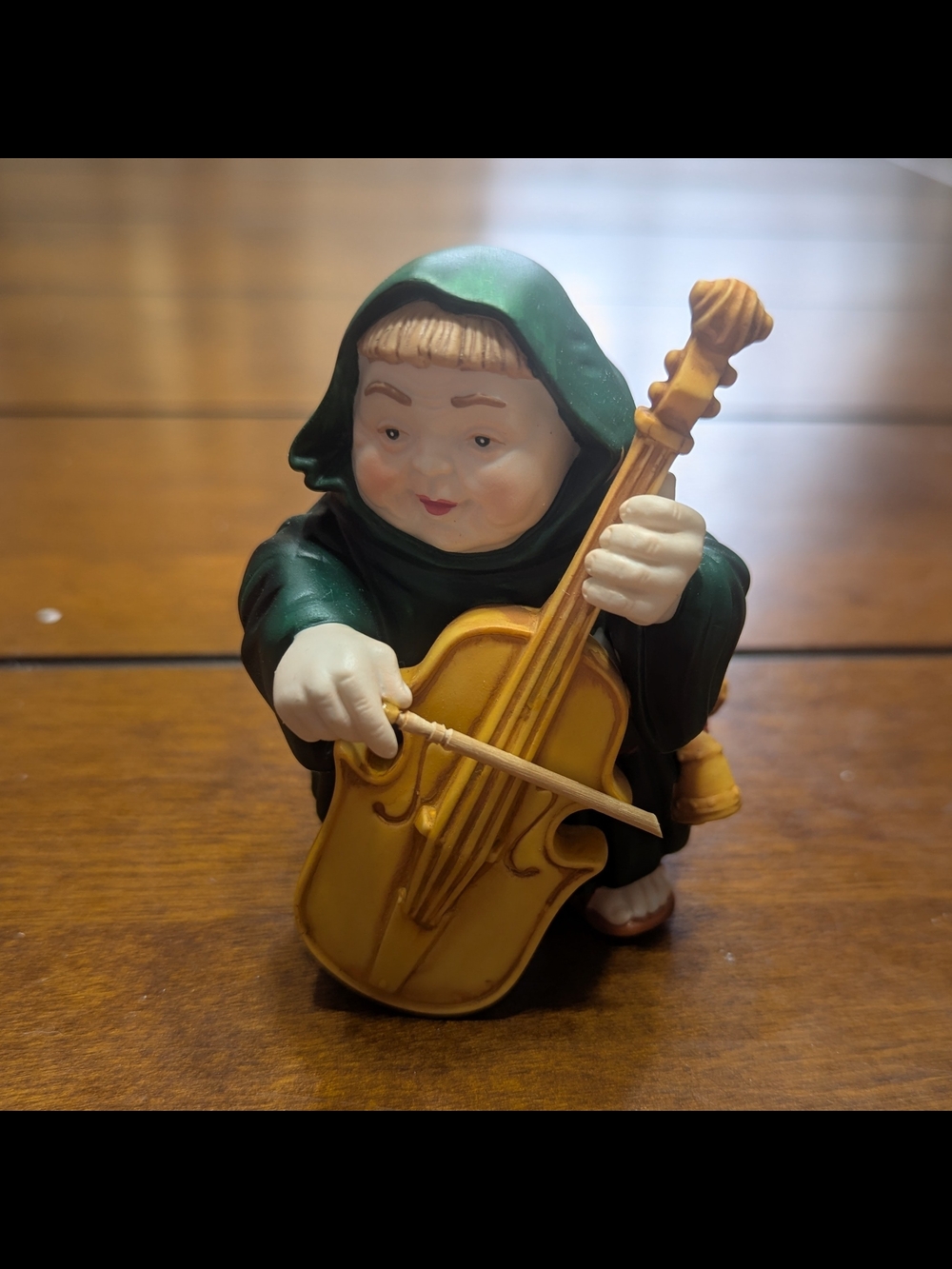Department 56 - Merry Makers - Charles The Cellist